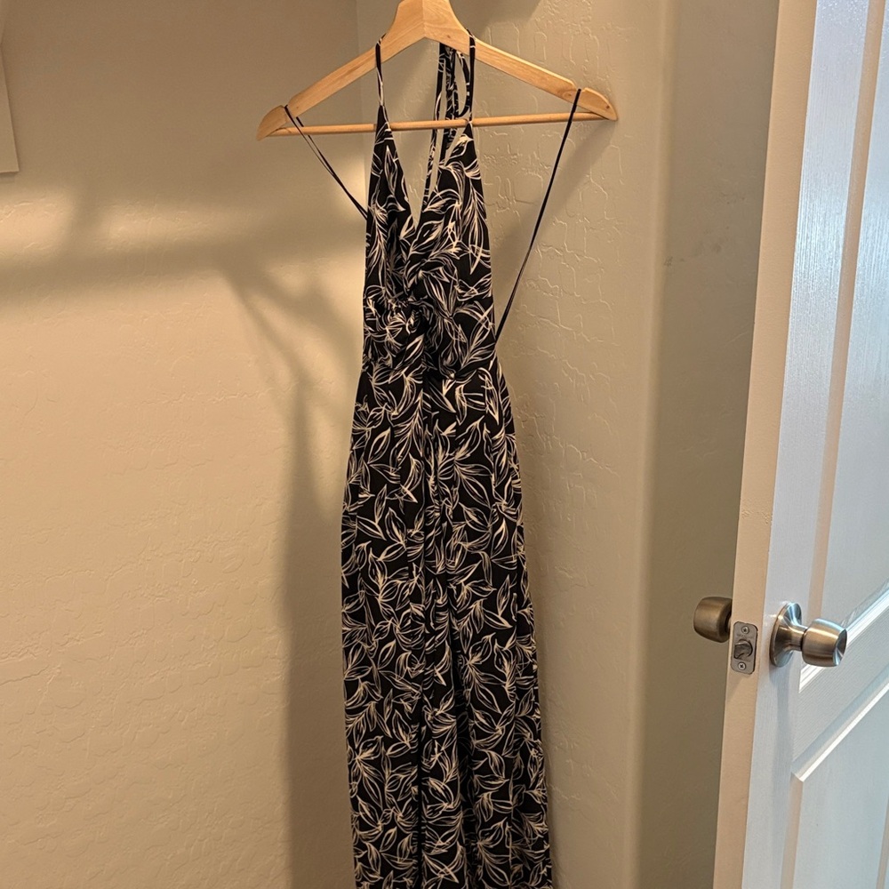 Women’s Black & White Leaf Pattern Halter Jumpsuit